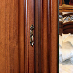 Шкаф 5-ти дверный для платья и белья